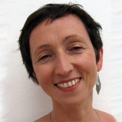 Renate Wegmann - Künstlerin und Galeristin:
Renate Wegmann - Zeitgenössisches Kunsthandwerk, Kunst und Design aus Regensburg
... und hier kommen Sie direkt zu meiner Präsentation. Renate Wegmann - Künstlerin und Galeristin:
Renate Wegmann - Zeitgenössisches Kunsthandwerk, Kunst und Design aus Regensburg
... und hier kommen Sie direkt zu meiner Präsentation.